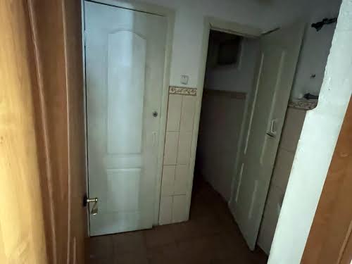 комерційна за адресою Б. Лепкого вул., 14