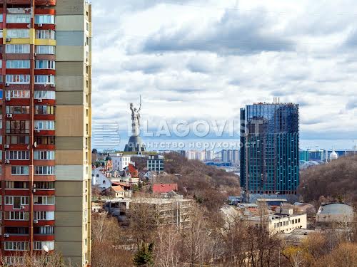 квартира по адресу Старонаводницкая ул., 6б