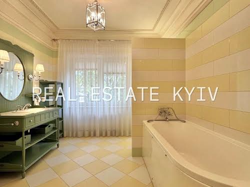 будинок за адресою Квіткові Луки вул.