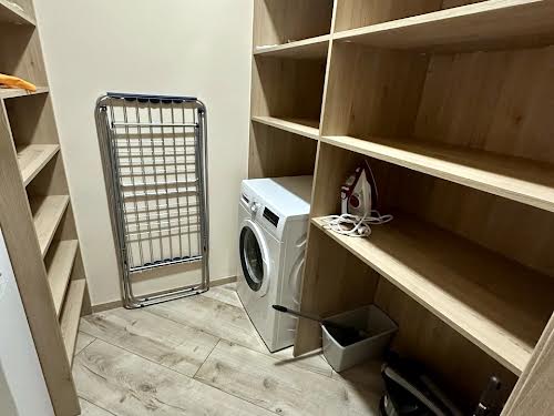 квартира по адресу Ревуцкого ул., 40-Г