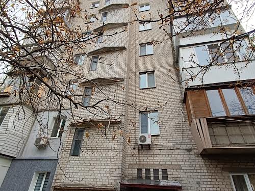 квартира за адресою Докучаєвська вул., 16