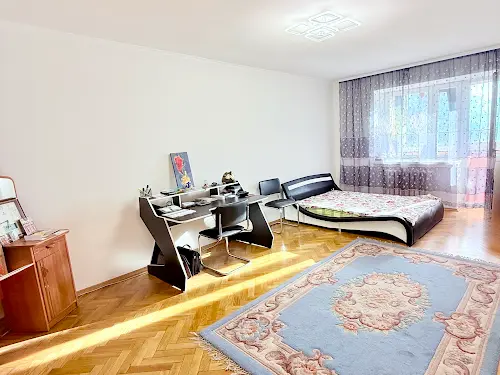 квартира за адресою Срібнокільська вул., 24