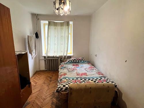 квартира за адресою Василя Симоненка вул., 2