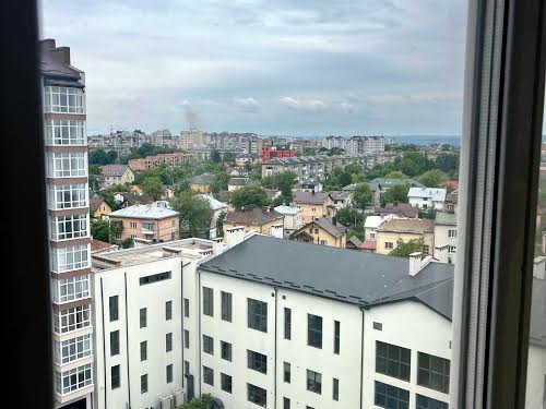 квартира за адресою Височана вул., 18