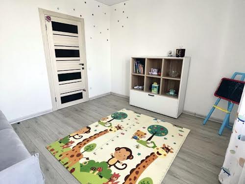 квартира за адресою Авраама Лінкольна вул., 6