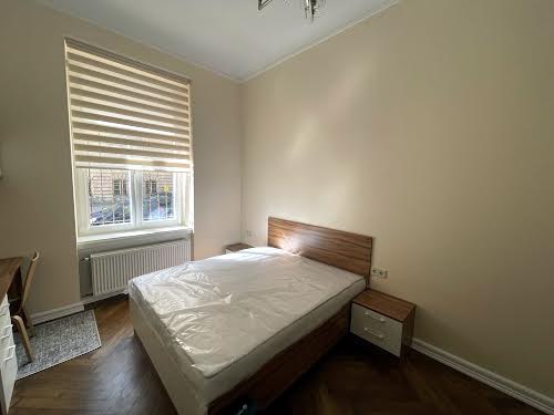квартира за адресою Степана Бандери вул. (), 2