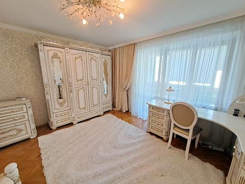 квартира по адресу Львовская ул., 12