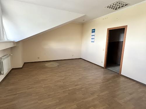 комерційна за адресою Зелена вул., 131