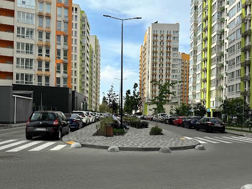 квартира по адресу Олеся Бердника ул., 1-Д