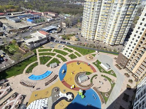 квартира за адресою Краснова вул., 3