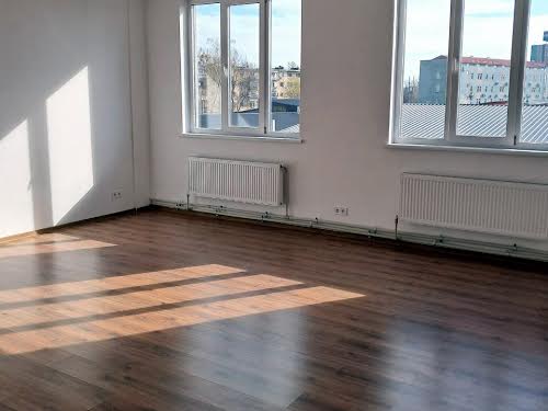 комерційна за адресою Промислова вул., 60