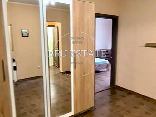квартира за адресою Ревуцького вул., 54