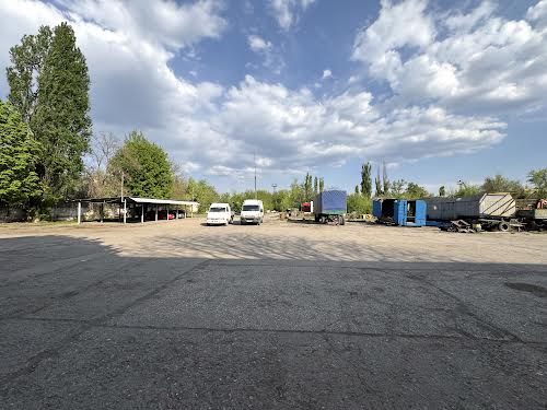 коммерческая по адресу Кривой Рог, Коломийцівська, 5