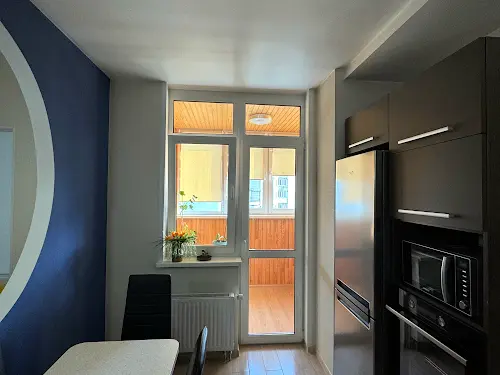 квартира за адресою Ревуцького вул., 7-В