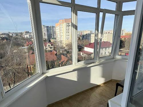 квартира за адресою Авраама Лінкольна вул., 6