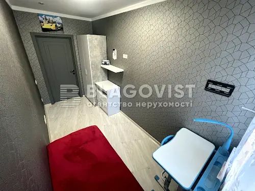квартира по адресу Левітана ул., 3
