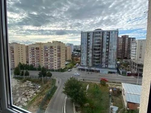 квартира за адресою Панаса Мирного вул., 28