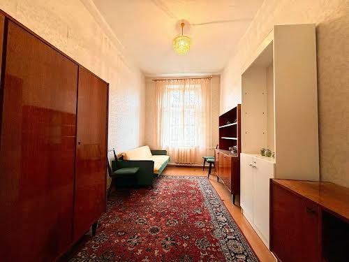 квартира за адресою Семафорна вул., 3