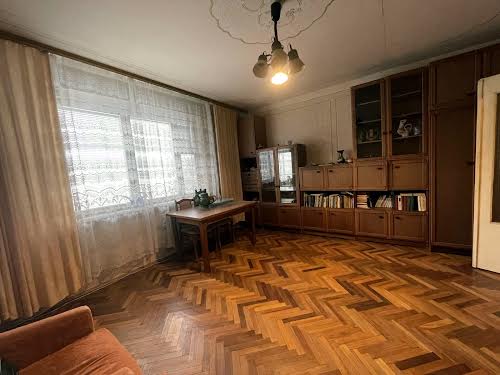 квартира за адресою Івана Величковського вул., 16