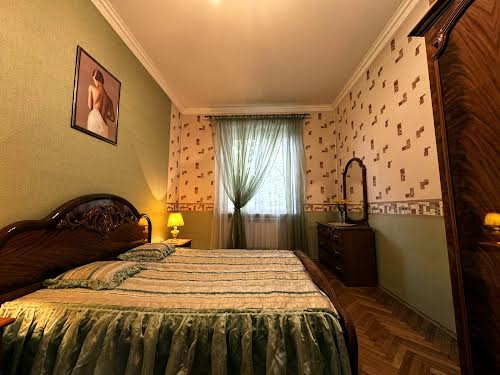 квартира за адресою Гетьмана Петра Дорошенка вул. (), 71