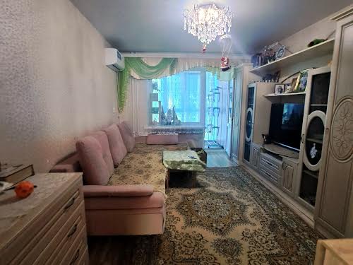 квартира за адресою вул. Прикордонна, 80
