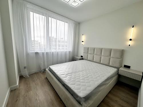 квартира за адресою Родини Крістерів вул., 14