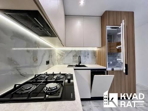 квартира за адресою Юліана Пелеша вул., 4