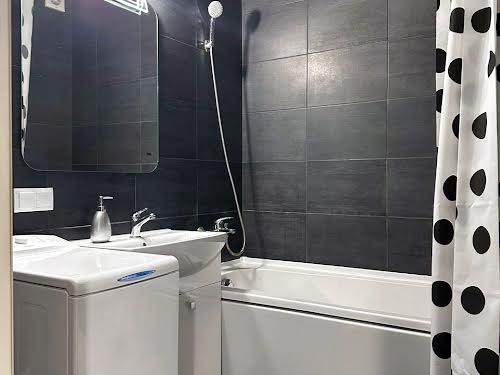 квартира за адресою Регенераторна вул., 4