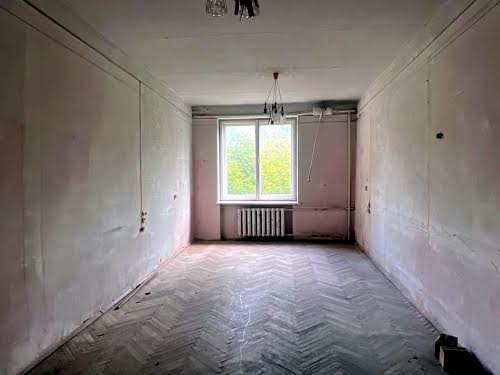 коммерческая по адресу Заводская ул., 10