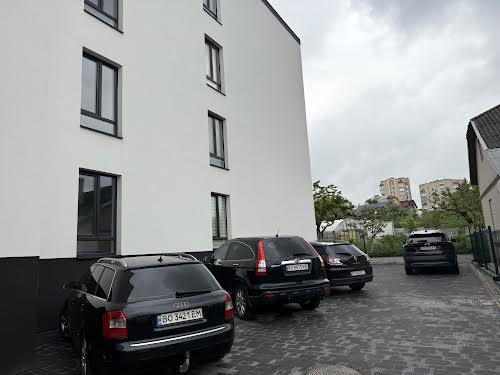 квартира за адресою Петриківська вул., 6