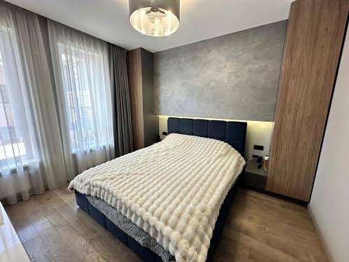 квартира за адресою Пекарська вул., 57