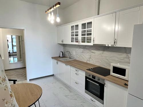 квартира за адресою Під Дубом вул. (Космонавтів), 26
