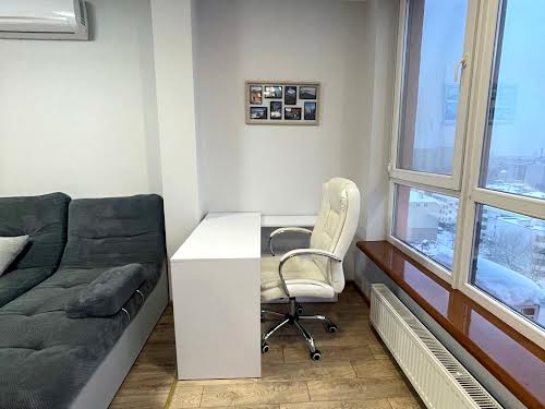 квартира за адресою Малоголосківська вул., 12б