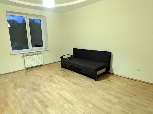 квартира за адресою Тролейбусна вул., 26
