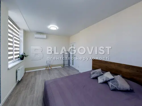 квартира за адресою Сім'ї Кульженків вул. (Петра Дегтяренка), 31-А