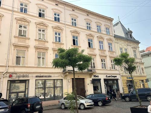 квартира за адресою Театральна вул., 5