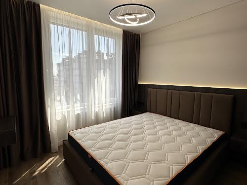 квартира за адресою Степана Бандери вул., 79