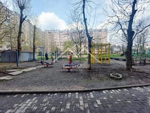 квартира за адресою Незалежносты України, 26