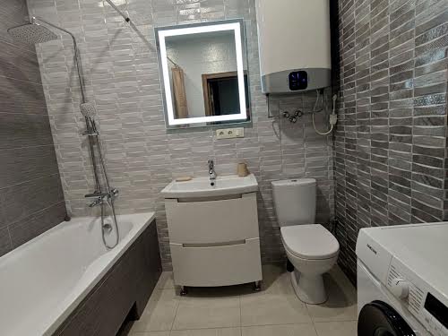 квартира по адресу Драгоманова ул., 4-А