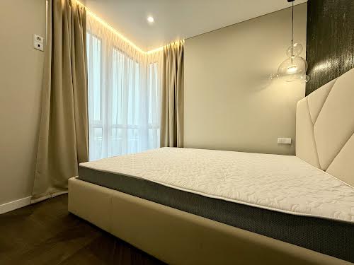 квартира по адресу Степана Бандеры ул., 77