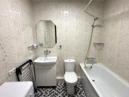 квартира за адресою Боголюбова вул., 22