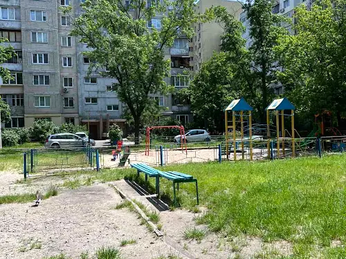 квартира по адресу Зои Гайдай ул., 9-А