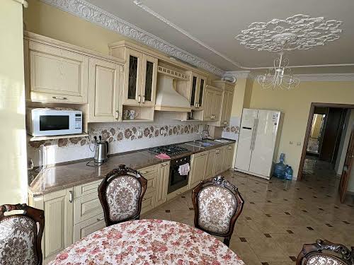 квартира за адресою Авраама Лінкольна вул., 6
