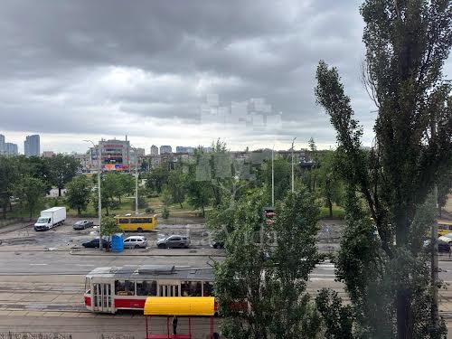 квартира за адресою Празька вул., 3