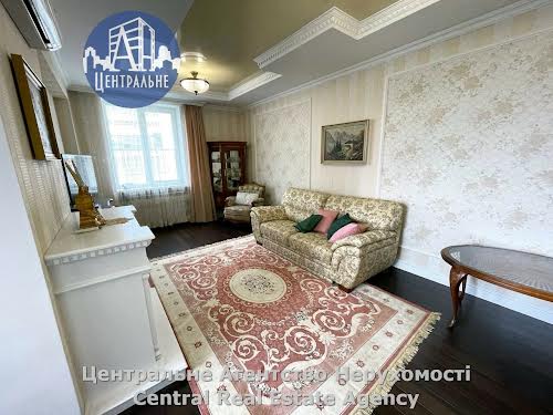 квартира за адресою Героїв Майдану вул. (Червоноармійська), 55