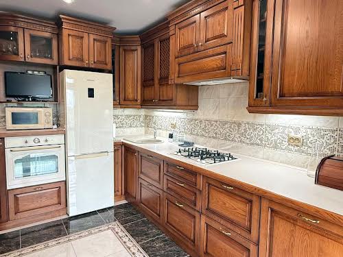 квартира за адресою Жасминова вул., 5б