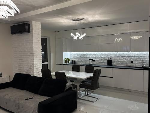 квартира за адресою Метрологічна вул., 7-А