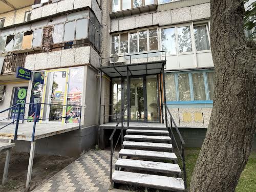 комерційна за адресою Оболонський просп., 10