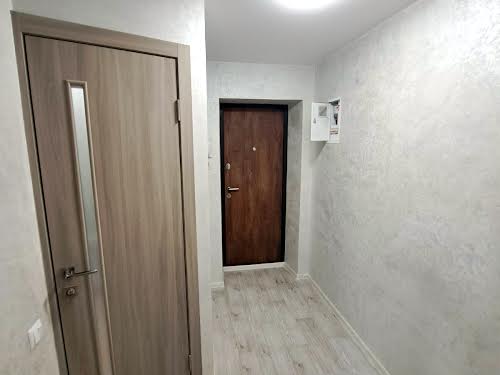 квартира за адресою вул. Молодогвардійська, 53
