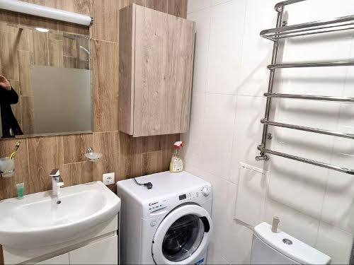 квартира за адресою Залізнична вул., 5